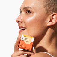 faces هايلايتر معزّز لإشراقة البشرة هايبرفريش بالم كوانتوم جلو