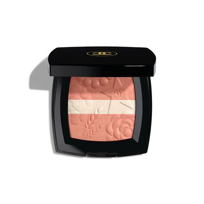 Les Signes De Illuminating Powder Blush​ - Festive Edition