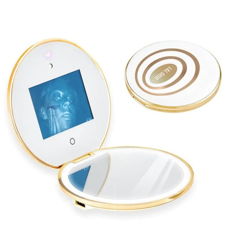 Uv Magic Mirror That Reveals Sunscreen Coverage
