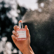 Rosey Floral Mist faces rosey floral mist