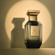 V04 Eau de Parfum faces v04 eau de parfum