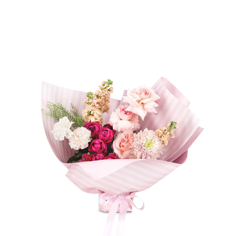 bloomingbox just because bouquet