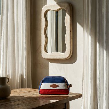 faces grand h tel toiletry bag