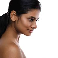 faces سيروم مرطب يومي هيالورنيك أسيد ٢٪