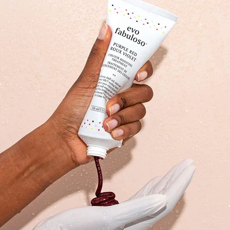 ايفو علاج فابولوسو لتعزيز لون الشعر باللون الأرجواني الأحمر