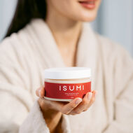 faces exfoliating body scrub