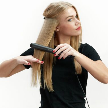 faces ghd gold professional hair straightener   dual zone ceramic technology for sleek  shiny hair