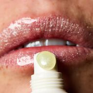 faces plumping lip serum