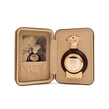 faces uae national day