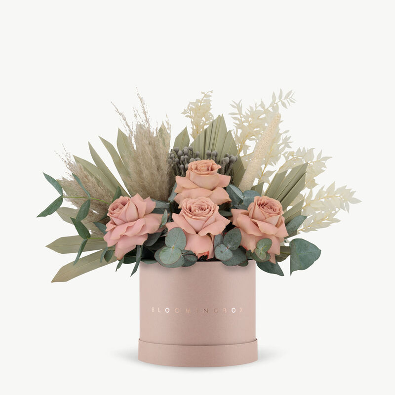 bloomingbox petra blush box medium