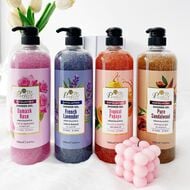 Exfoliating Pure Sandalwood Shower Gel faces exfoliating pure sandalwood shower gel
