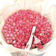 Hand-Tied Bouquet - 301 Pink Roses faces hand tied bouquet 301 pink roses