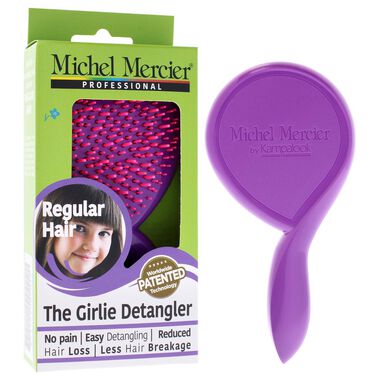 The Girlie Detangler Brush Regular Hair faces the girlie detangler brush regular hair