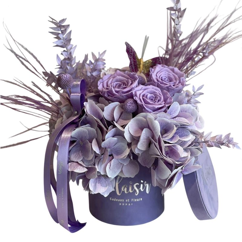 plaisir cadeaux et fleurs longlife arrangement in mini velvet