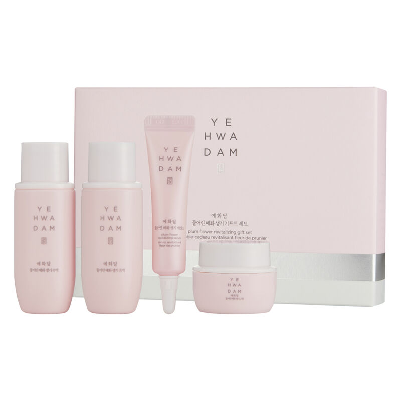 yehwadam plum flower revitalizing gift kit