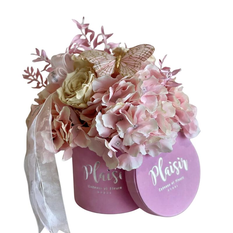 plaisir cadeaux et fleurs longlife arrangement in mini velvet