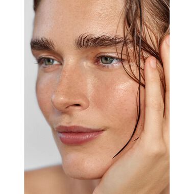 faces renew pure radiance oil
