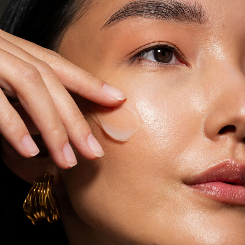 ashri skin clarify & renew daily moisturiser