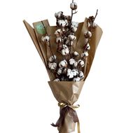 faces dried flowers   cotton arrangement