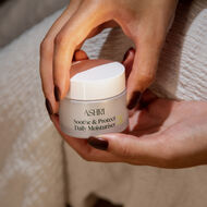 faces soothe   protect daily moisturiser