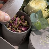 Luxury Floral Chai Box faces luxury floral chai box