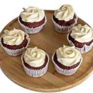 faces cupcakes   red velvet