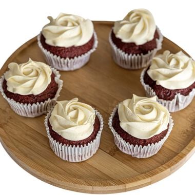 faces cupcakes   red velvet