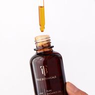 faces clear pure radiance oil