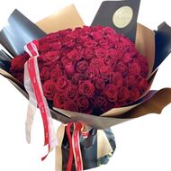 Hand-Tied Bouquet - 101 Stunning Red Roses faces hand tied bouquet 101 stunning red roses