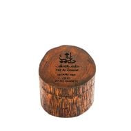 faces oud with amber