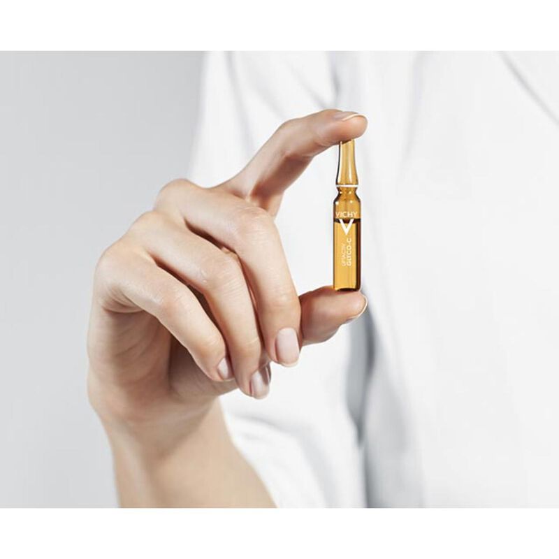 vichy أمبولات ليلية للتقشير بالغليكوليك وفيتامين سي ليفتاكتيف