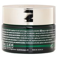 Nuxuriance Ultra The Global Anti-aging Night Cream faces nuxuriance ultra the global anti aging night cream