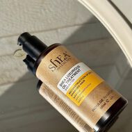 Shea Luxurious Hair Oil faces shea luxurious hair oil