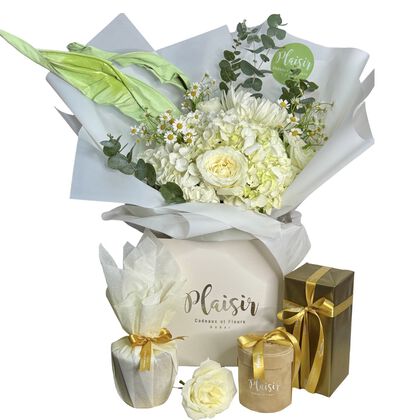 Giftset - Make Someone Smile In White