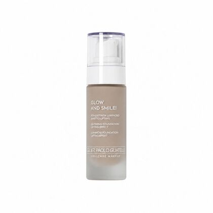 Glow And Smile Lifting Foundation