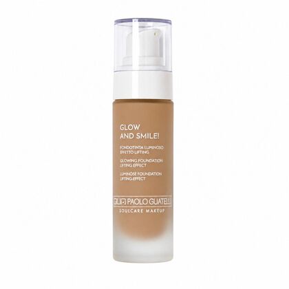 Glow And Smile Lifting Foundation