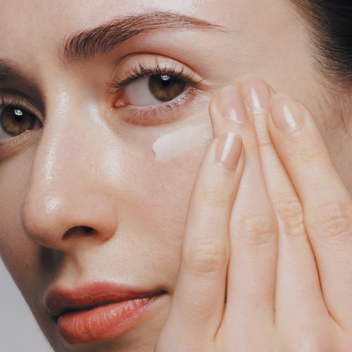 Future Solution Lx Eye And Lip Contour Regenerating