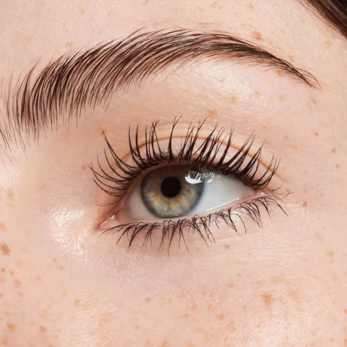 Go Big. Go Bold. Deep Black Mascara