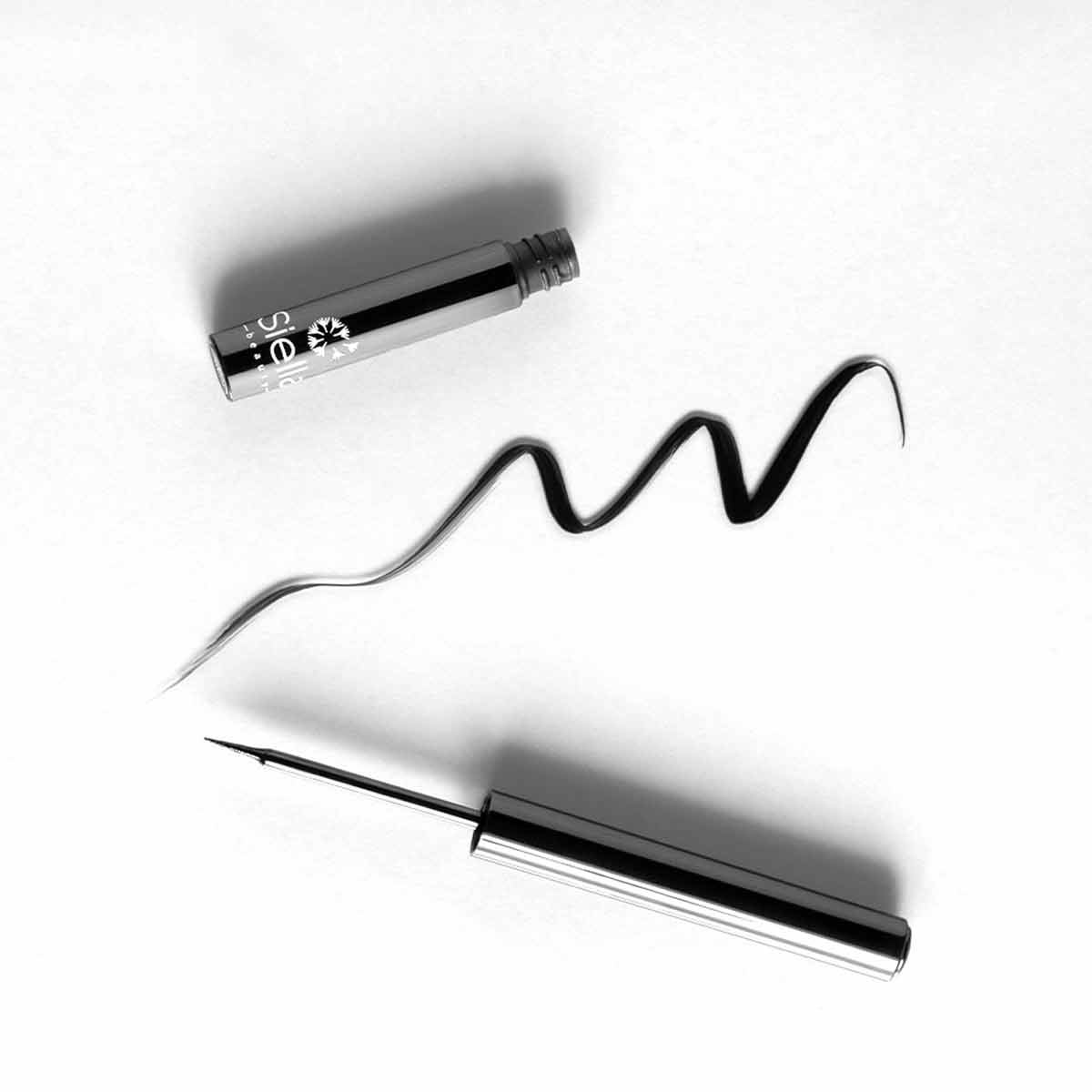 You Define Eyeliner
