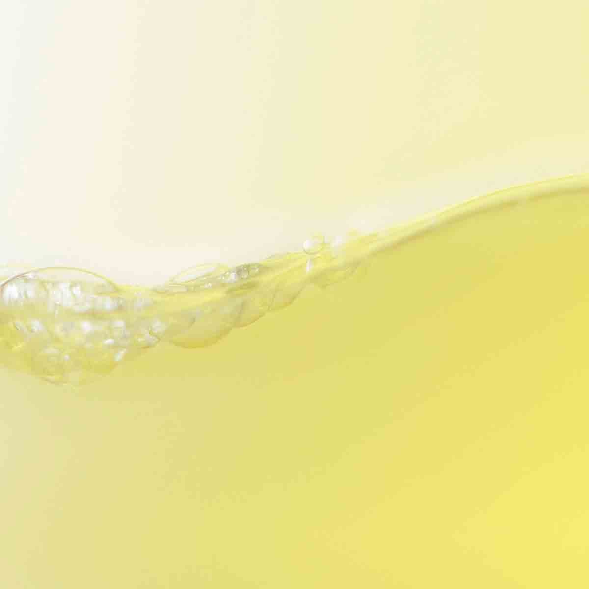Waso Yuzu Glow-on Shot Serum